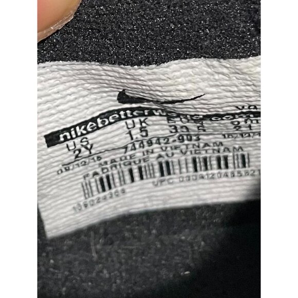 Nike Hypervenom Phade III Soccer Cleats Bronze/Black Size 2 Youth - Picture 11 of 16